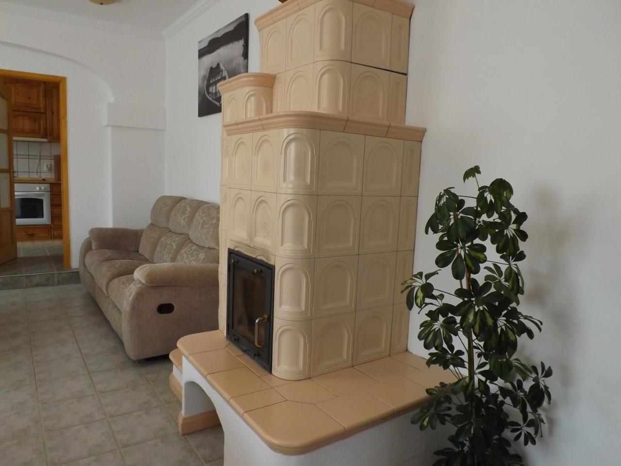 Arielle Panzio Hotel Zalaegerszeg Bagian luar foto