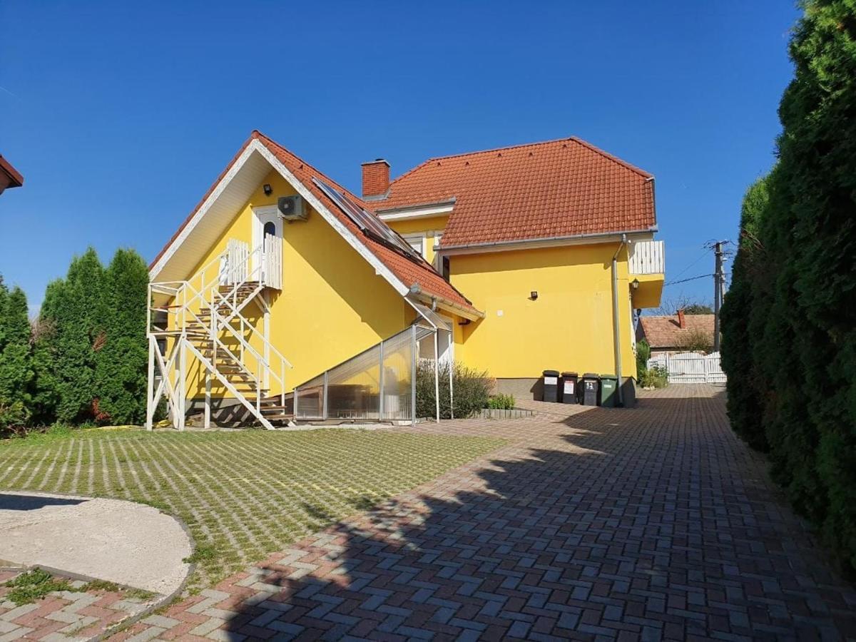 Arielle Panzio Hotel Zalaegerszeg Bagian luar foto