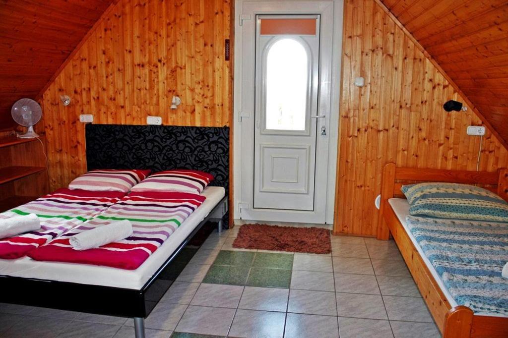 Arielle Panzio Hotel Zalaegerszeg Bagian luar foto